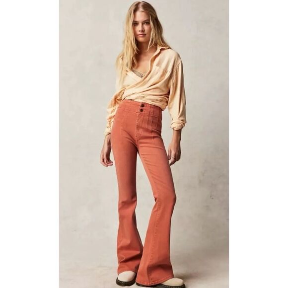Free People Jeans We The Free Jayde Cord Flare Jeans Cognac Size 29 / NWOT - Picture 1 of 6